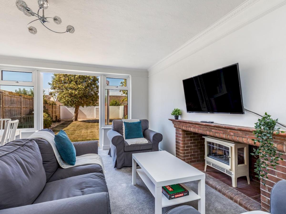 Pass The Keys Lovely Ground Floor Flat With Large Garden チチェスター エクステリア 写真