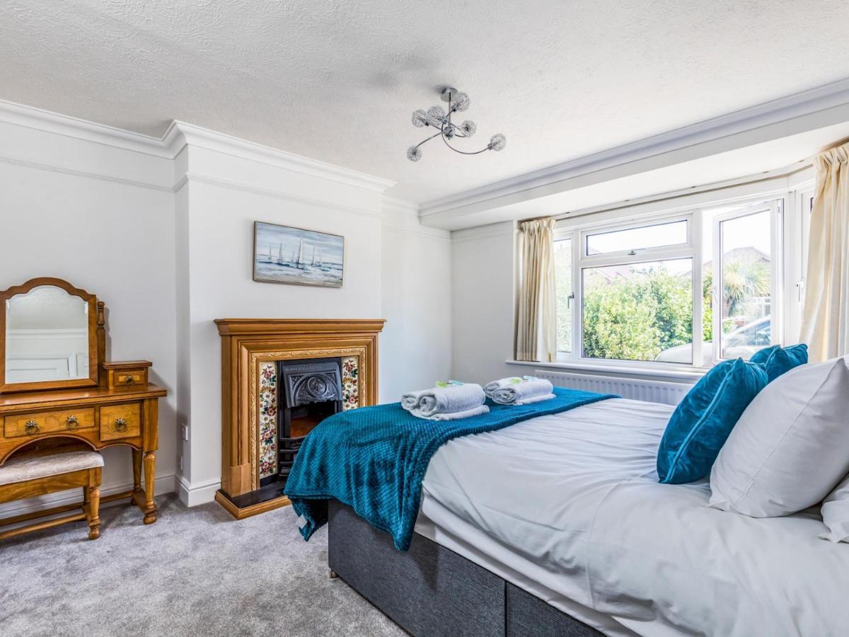 Pass The Keys Lovely Ground Floor Flat With Large Garden チチェスター エクステリア 写真