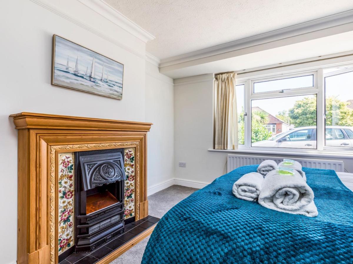 Pass The Keys Lovely Ground Floor Flat With Large Garden チチェスター エクステリア 写真