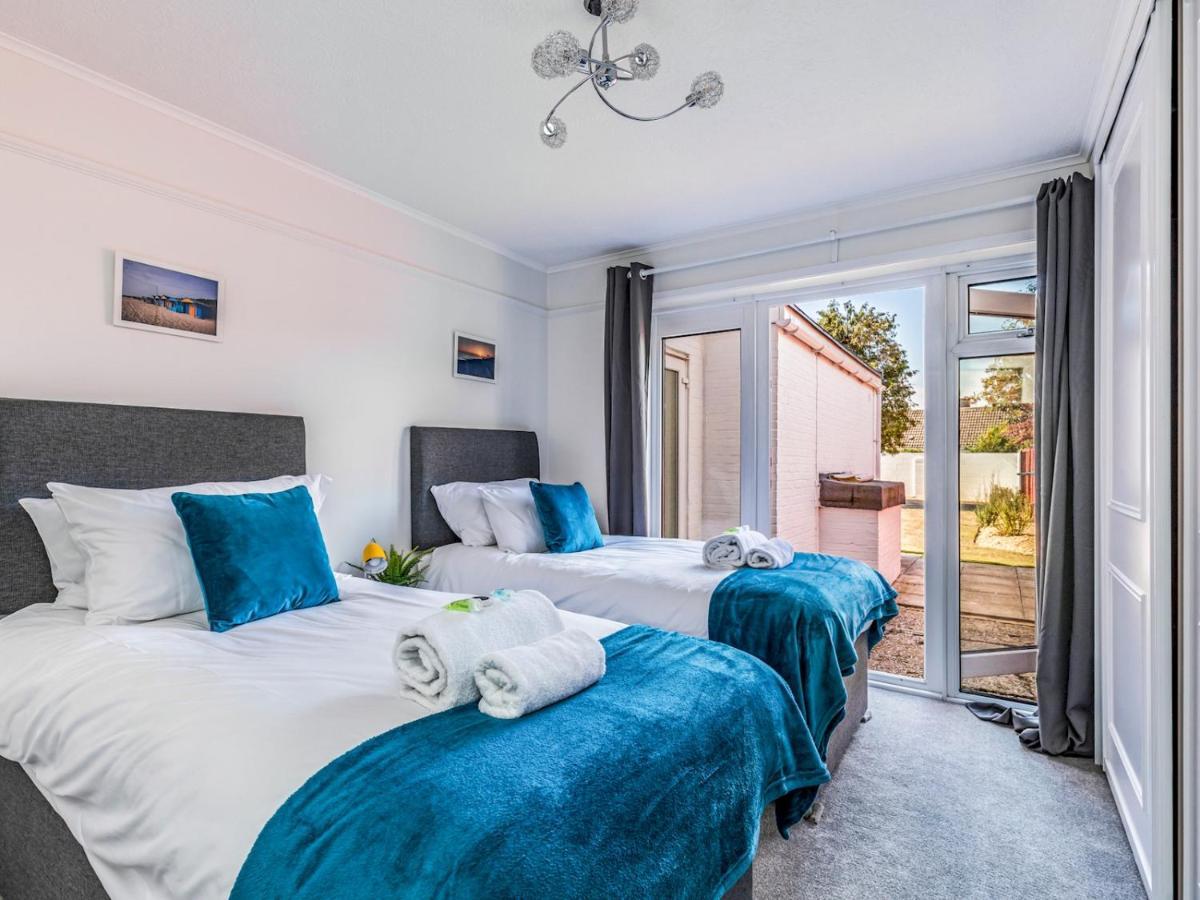Pass The Keys Lovely Ground Floor Flat With Large Garden チチェスター エクステリア 写真